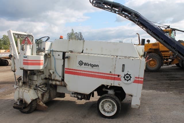 Wirtgen SF1000C Year: 1987 Cold Planner/Milling Machine 1987 - Sold at MOLAI EQUIPMENT
