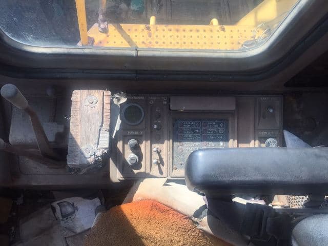 CAT 950B Wheel Loader - photo 7