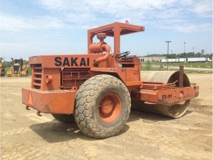 Sakai SV91T Single Drum Roller - photo 3