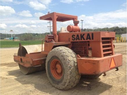 Sakai SV91T Single Drum Roller - photo 4