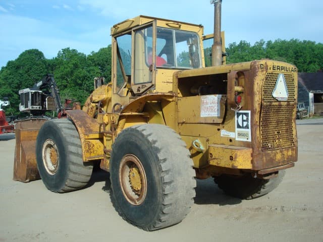 CAT 966C Wheel Loader - photo 2
