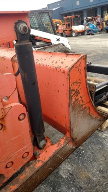 Hamm 2422 PadFoot Single Drum Compactor - photo 2