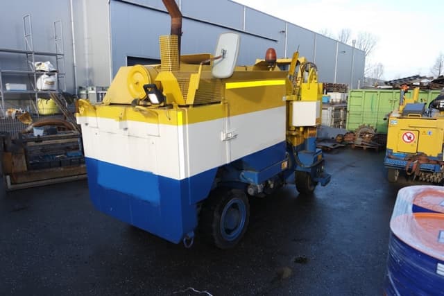 Wirtgen SF1000C Cold Planner/Milling Machine Year: 1989 - photo 5