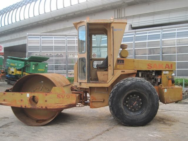 Sakai SV91 Single Drum Roller - photo 2