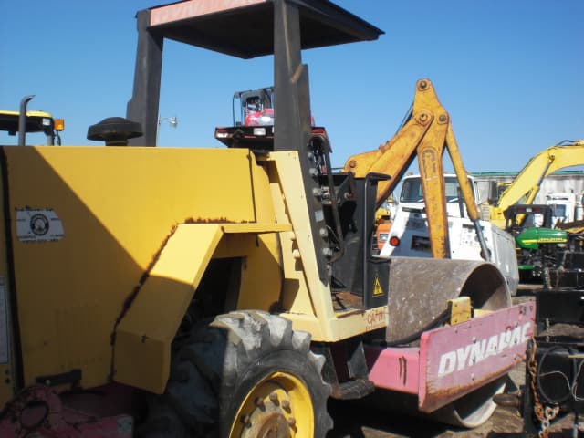 Dynapac CA151D Year: 1994 Single Drum Compactor - photo 5