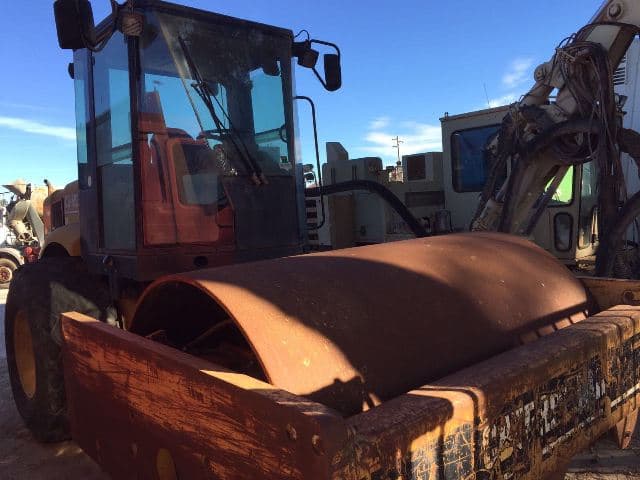 CAT CS583D Compactor, Year: 1999 1999 - Sold at MOLAI EQUIPMENT