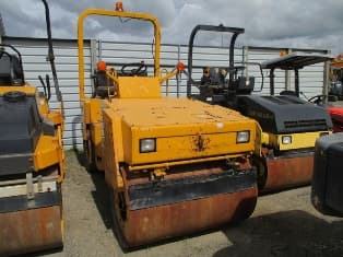 Sakai SW500 Tandem Roller - photo 2