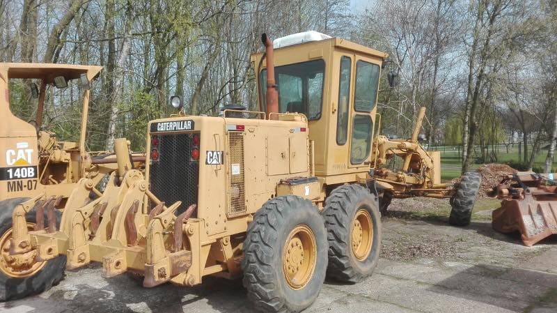 CAT 140G Motor Grader with Ripper and Push Block Year: 1994 1994 - For Sale at MOLAI EQUIPMENT