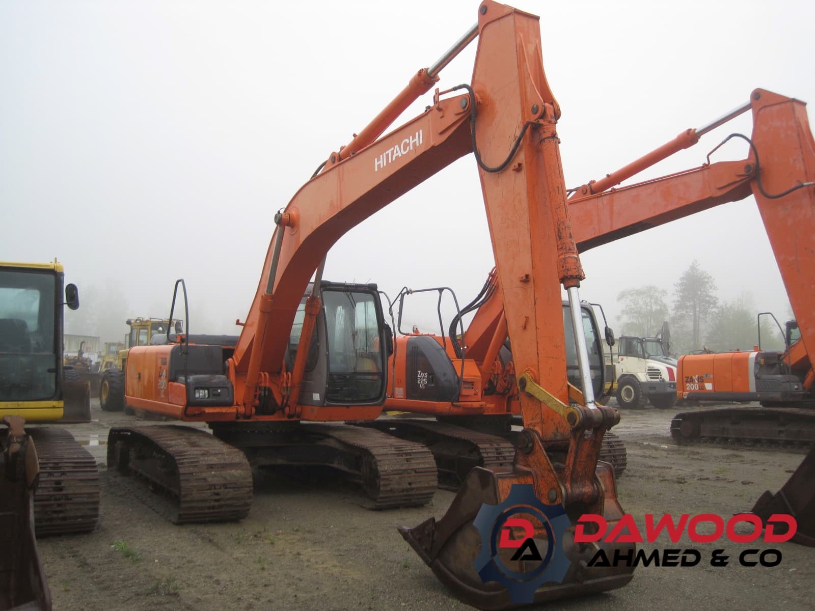 Hitachi ZX200LC S/no: ARH310256 Year: 2003 2003 - Sold at MOLAI EQUIPMENT