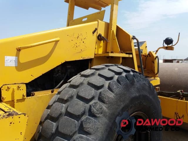 Sakai SV510D Single Drum Compactor, 6 Cyl Isuzu Engine - photo 5