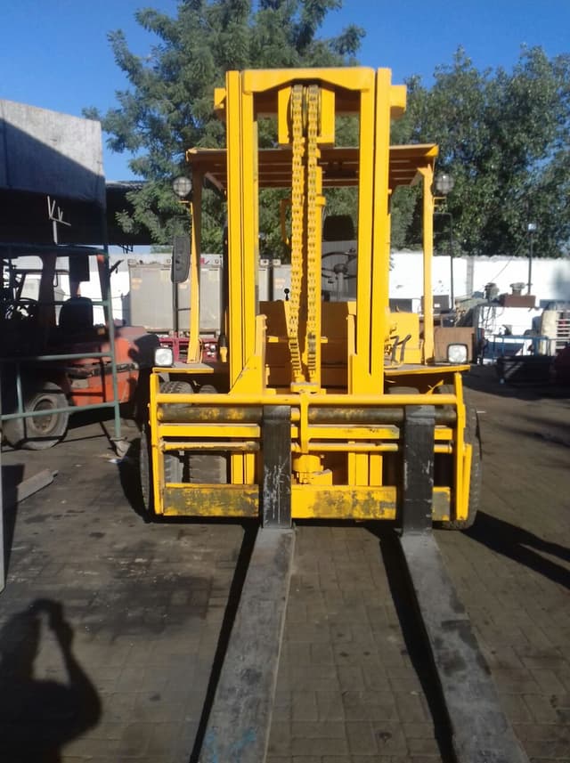 TCM FD100 Forklift 10 Tons Capacity - photo 4