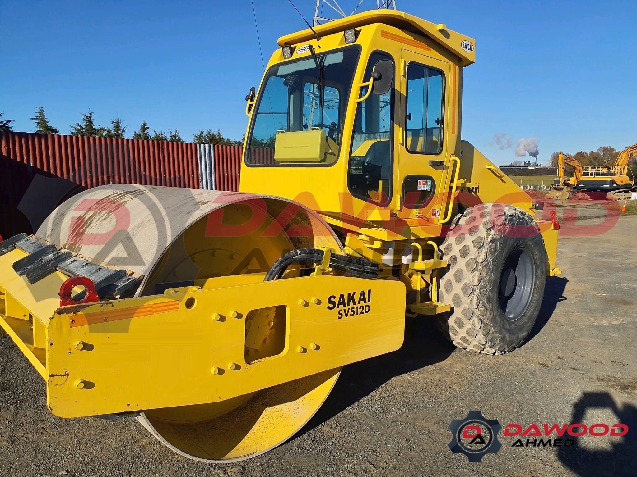 Sakai SV512D-E with Cabin Year: 2004 2004 - Sold at MOLAI EQUIPMENT
