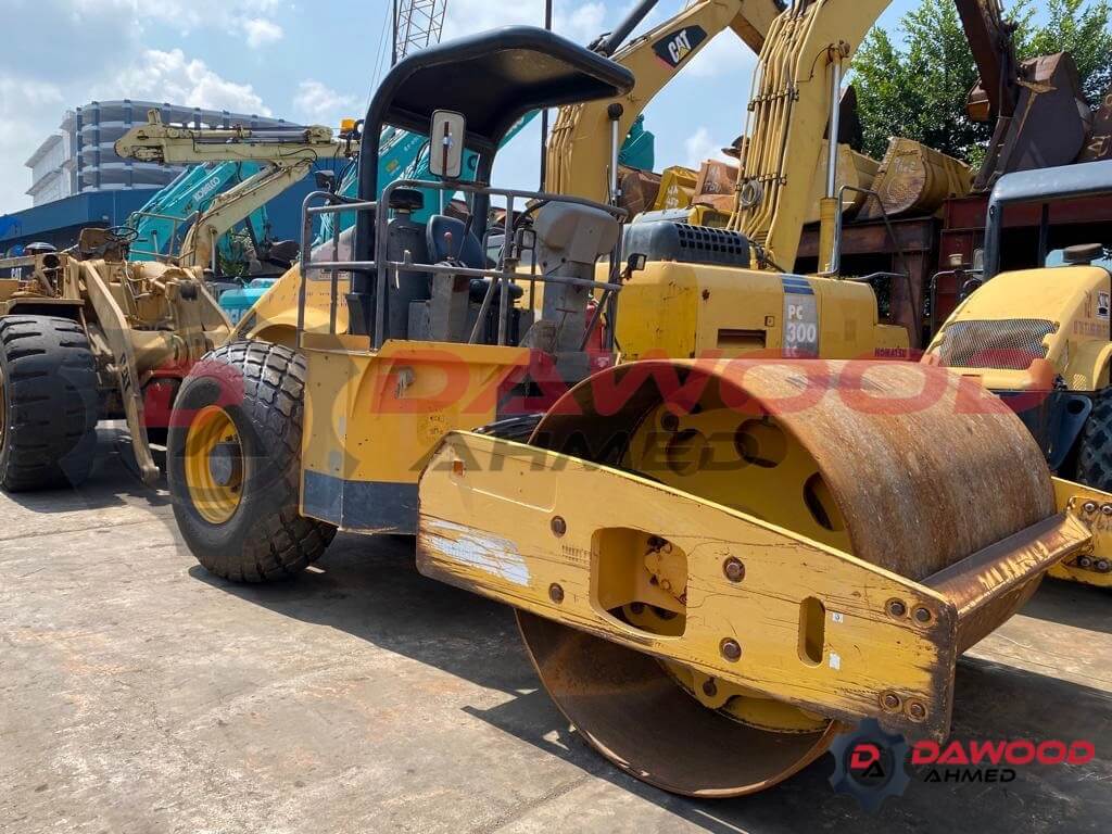 Volvo SD120 Vibration Roller S/no: VCE0S110K00059156, Year: 2013 2013 - Sold at MOLAI EQUIPMENT