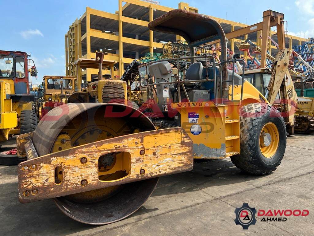 Volvo SD120 Vibration Roller S/no: VCE0S110V0C550527, Year: 2013 2013 - Sold at MOLAI EQUIPMENT