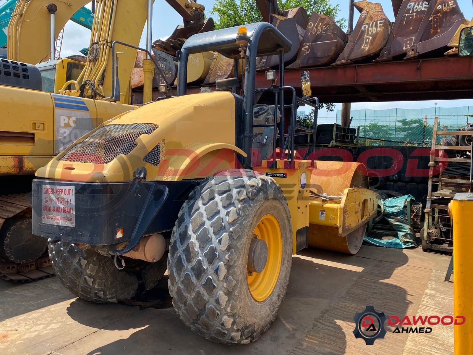 Volvo SD120 Vibration Roller S/no: VCE0S110C0C550485, Year: 2013 2013 - Sold at MOLAI EQUIPMENT