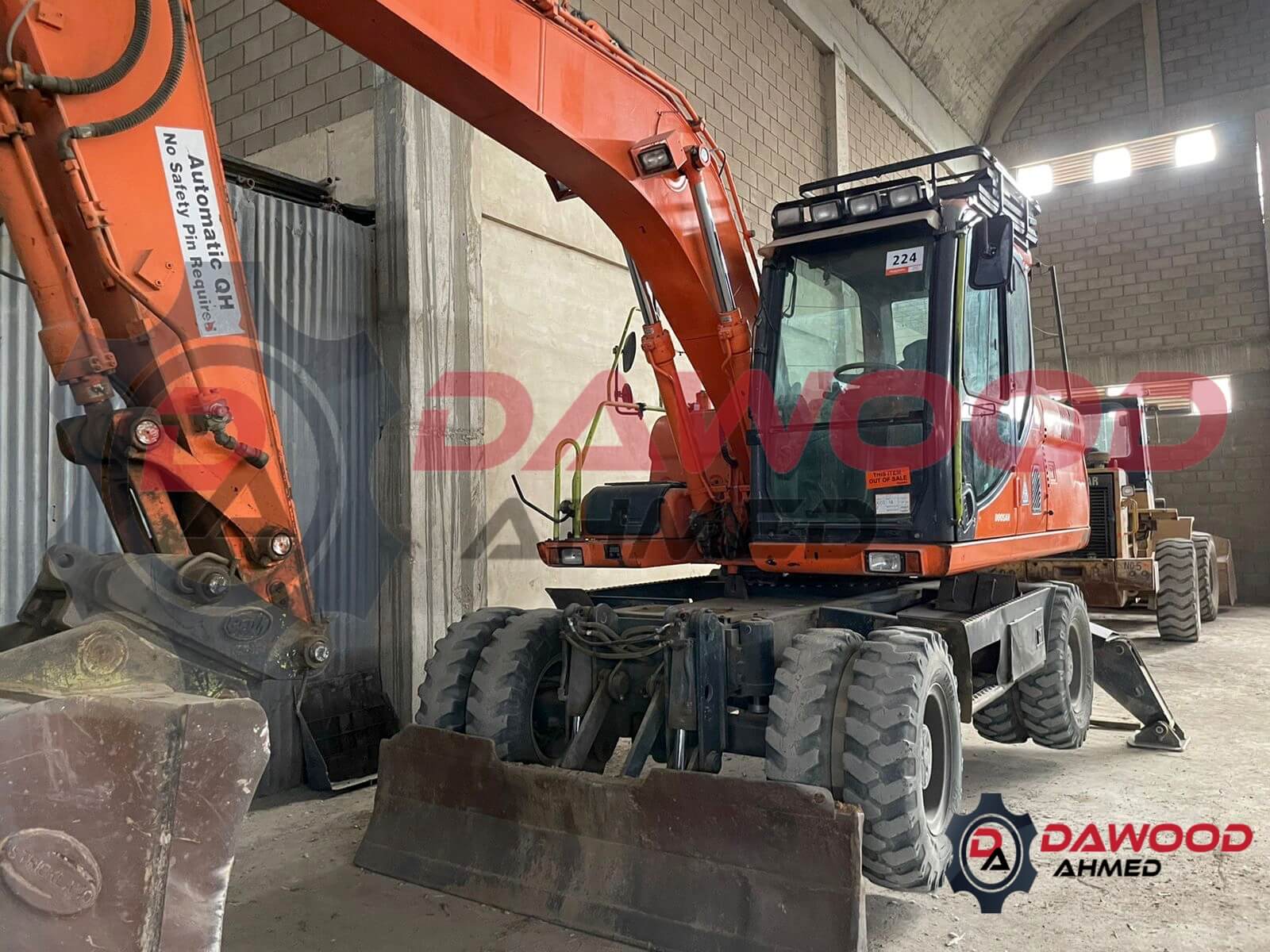 Doosan DX140W Wheeled Excavator Year: 2011 - Good working condition 2011 - For Sale at MOLAI EQUIPMENT
