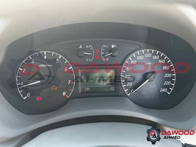 Nissan Sentra Year 2017 - Unused RHD - For Export Only - photo 6