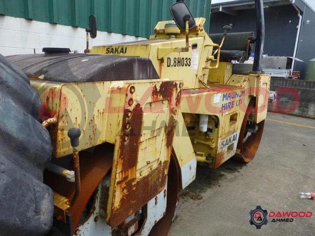 Sakai SW650 Year: 2000 S/no: 10147 2000 - Sold at MOLAI EQUIPMENT