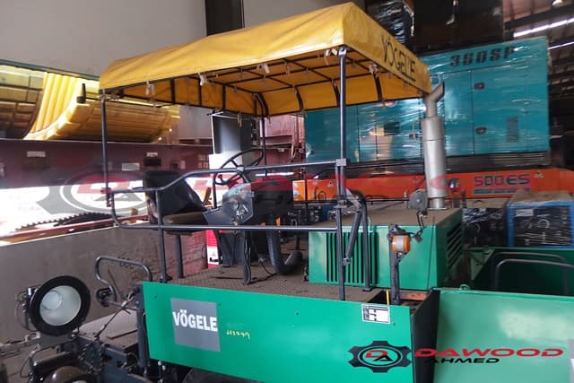 Vogele S1502 Asphalt Finisher - Fully Reconditioned - Good running unit - photo 2