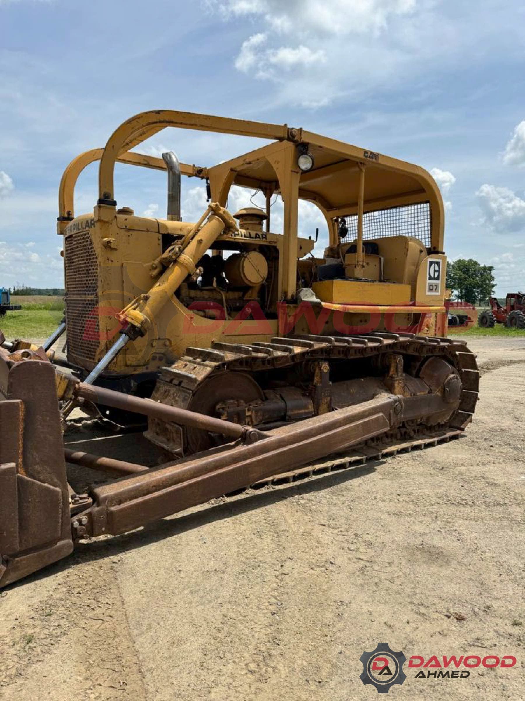 Used CAT D7 Dozer with Winch - Good Running Condition 1978 - For Sale at MOLAI EQUIPMENT