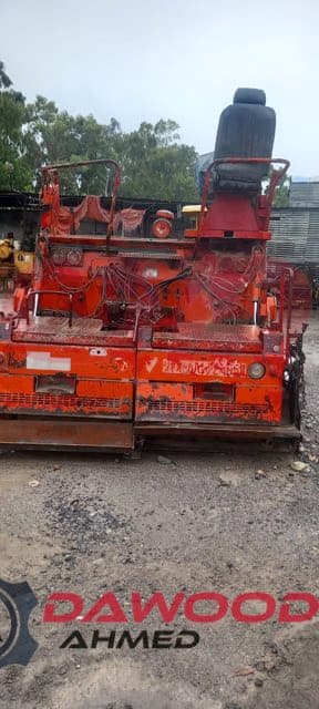 Used Niigata Asphalt Finisher - photo 6