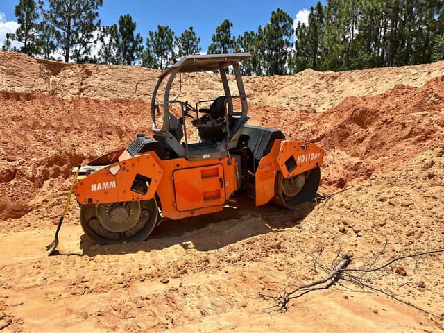 Hamm HD110HV Tandem Roller - photo 2