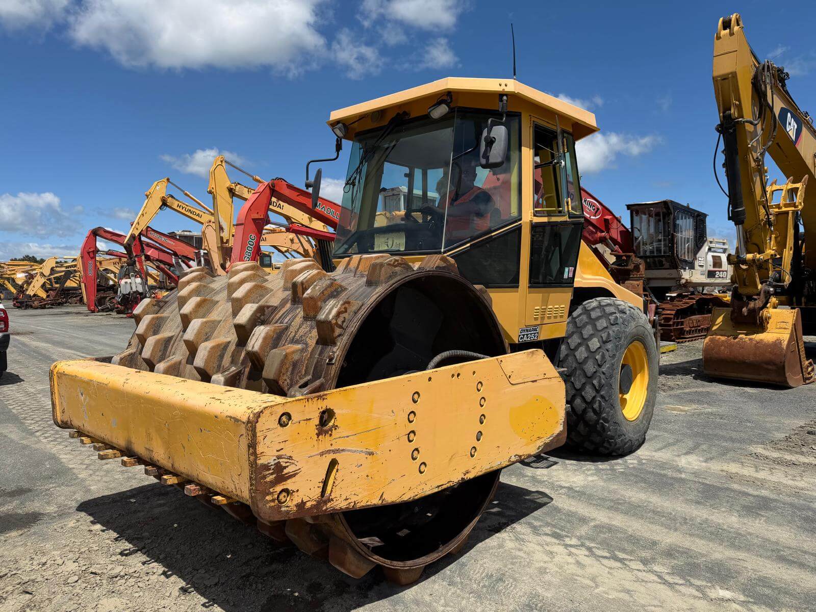 Used 2006 Dynapac CA252D Road Roller | Strong Performance & Ready to Work 2006 - For Sale at MOLAI EQUIPMENT