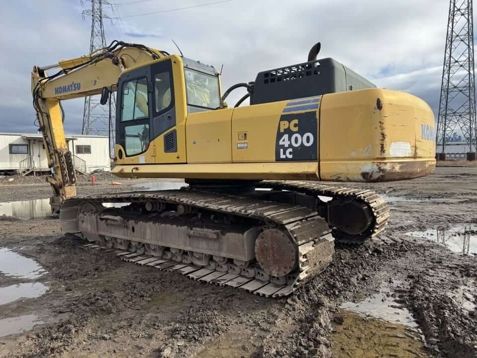 Used Komatsu PC400LC-8 Crawler Excavator for Sale | Heavy Duty 40 Ton Excavator 2009 - For Sale at MOLAI EQUIPMENT