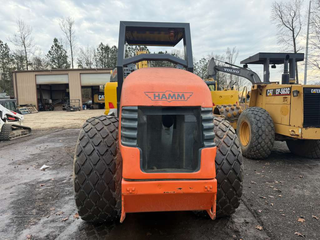 Used Hamm 3410 Vibration Roller for Sale | 2006 Model | Good Condition 2006 - For Sale at MOLAI EQUIPMENT