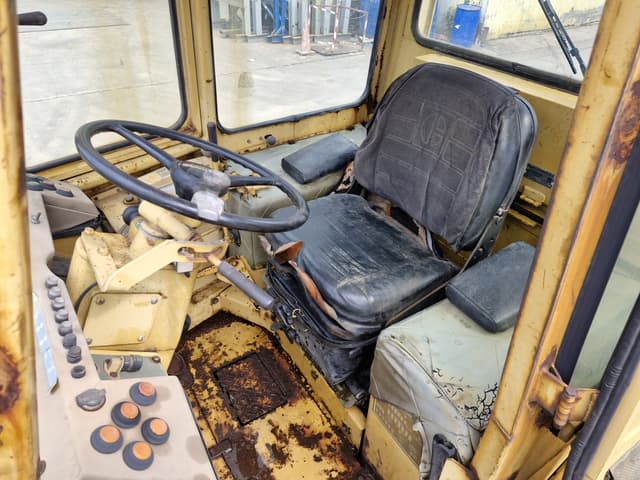 1990 Caterpillar IT12 - photo 10
