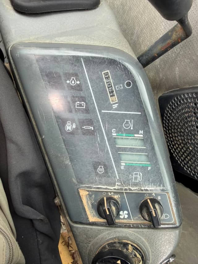 1997 Komatsu PC60-7 Excavator - photo 12