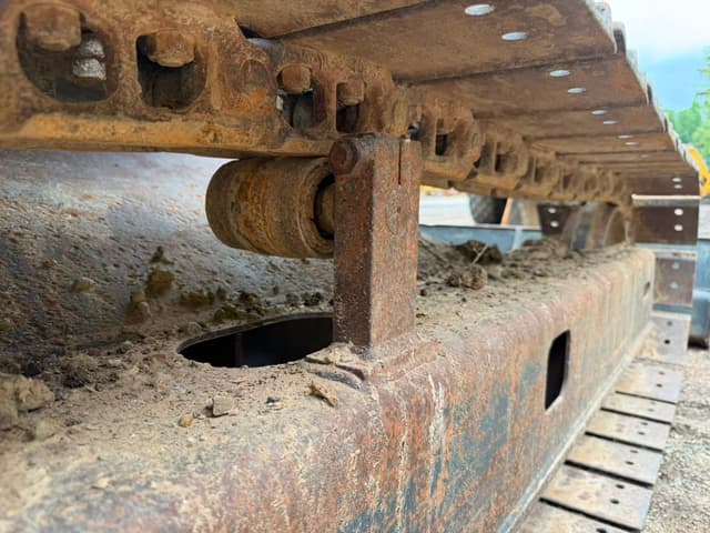 1997 Komatsu PC60-7 Excavator - photo 22