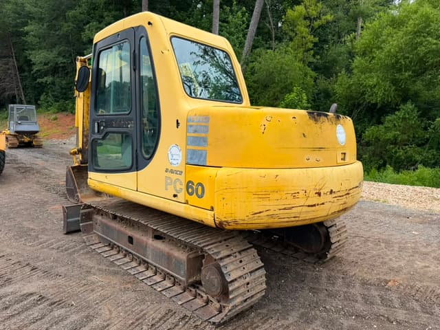 1997 Komatsu PC60-7 Excavator - photo 3