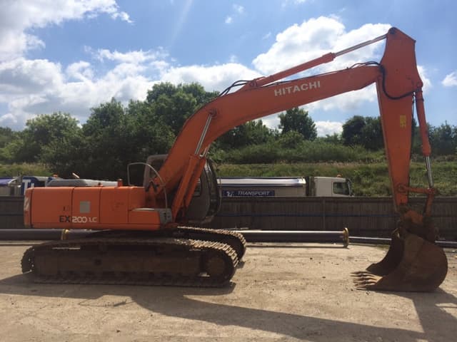 HITACHI EX200-5 CRAWLER EXCAVATOR - photo 2