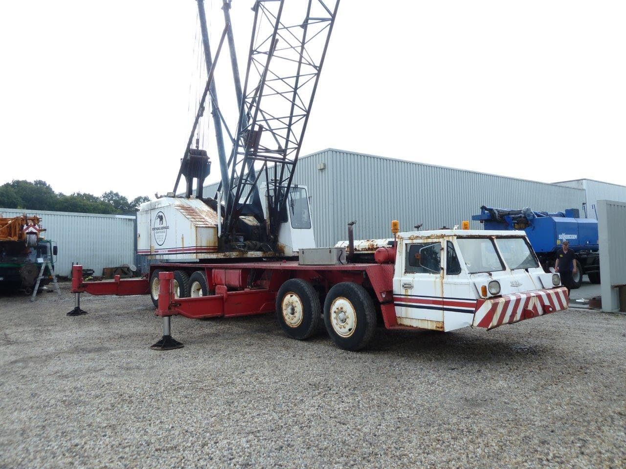 Link Belt HC238 Truck Crane Year 1980 1981 - Sold at MOLAI EQUIPMENT
