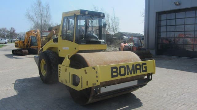 Bomag BW211D-4 Year: 2006 Single Drum Compactor - photo 2