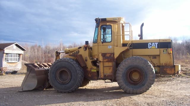CAT 966F-I Year: 1992 Wheel Loader - photo 2