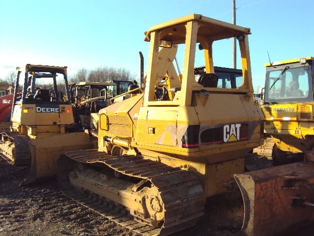 CAT D5G-LGP Year: 2003 Bulldozer - photo 3