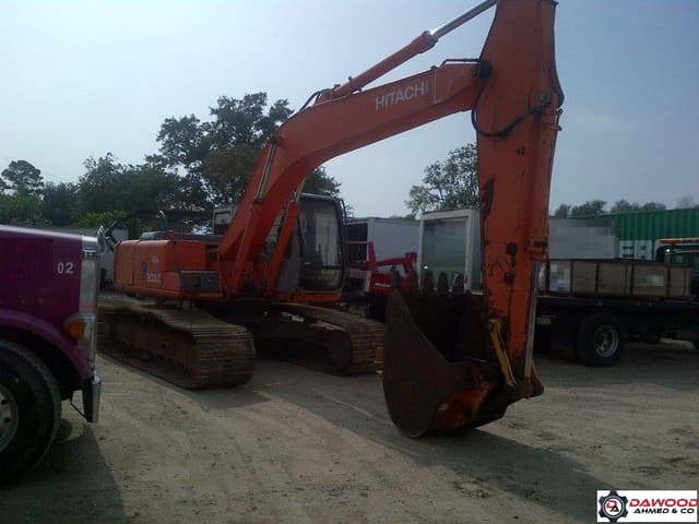 Hitachi EX200-5 Year 2001 - photo 2