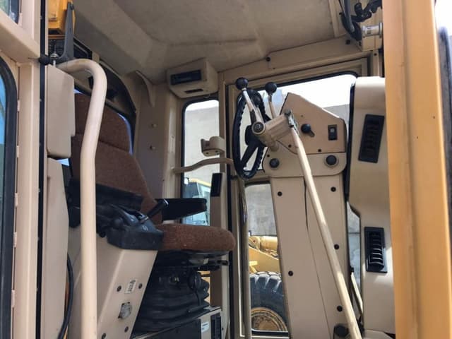CAT 140H-VHP Motor Grader with Rear Ripper Year: 1999 - photo 12