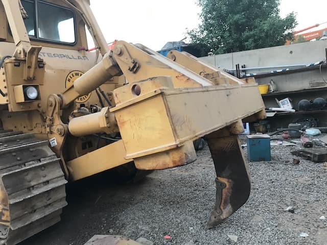 CAT D8K Bulldozer with Rear Ripper - Stock - photo 8