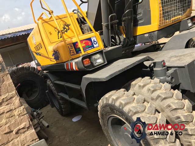 Samsung MX135WS Wheel Excavator, Year: 2000 (comes with Volvo Tag) - photo 2