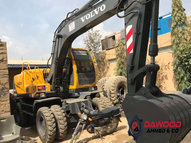 Samsung MX135WS Wheel Excavator, Year: 2000 (comes with Volvo Tag) - photo 8