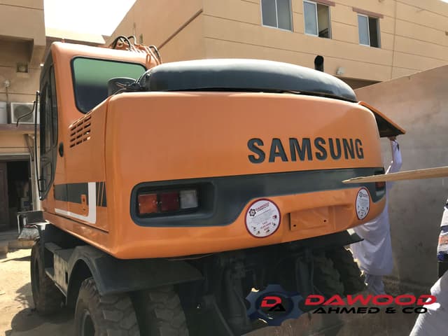Samsung MX135WS Wheel Excavator, Year: 1999 comes with Brand New Tires - photo 3