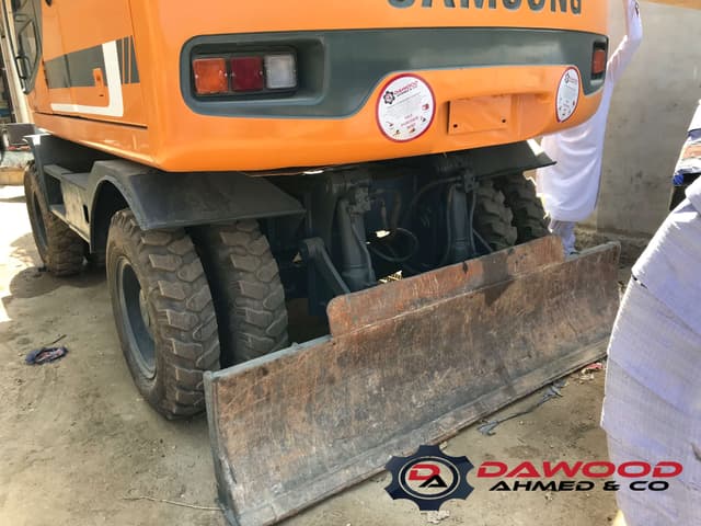 Samsung MX135WS Wheel Excavator, Year: 1999 comes with Brand New Tires - photo 7