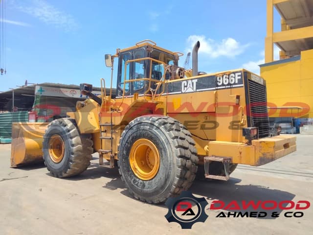CAT 966F-II Wheel Loader - Very Good Condition - Japan Origin - photo 2