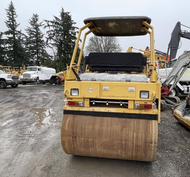 Sakai SW750H Tandem Roller Year: 1996 - photo 5