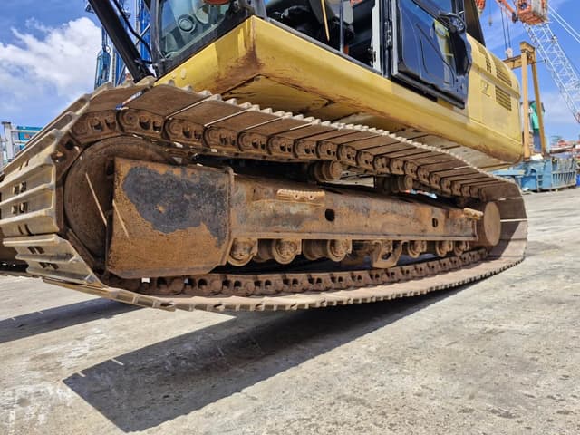 Used CAT 320GX Crawler Excavator | 2022 Model – Reliable & Well-Maintained - photo 2