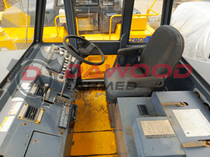 Used Sakai TZ600 Tire Roller – Pneumatic Compactor for Road Construction Unit 2 - photo 8