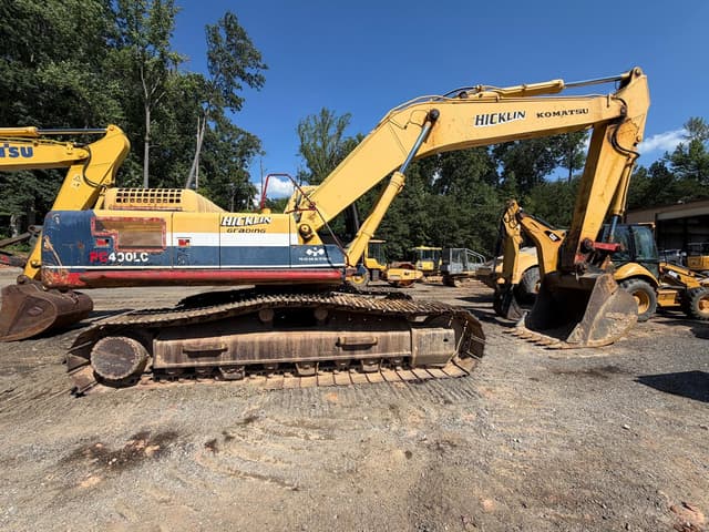 2003 Komatsu PC400LC-6M Excavator - photo 2